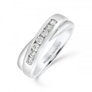 7 stone round brilliant cut diamond channel set crossover ring 0.30 carat F/G Colour & SI Clarity