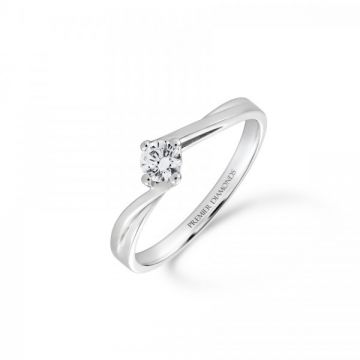 Round brilliant cut Diamond Single stone on a slight twist 0.25 carat F/G Colour & SI Clarity