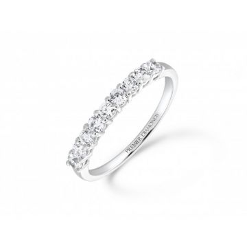 9 Stone Diamond Ring F/G Colour & SI Clarity